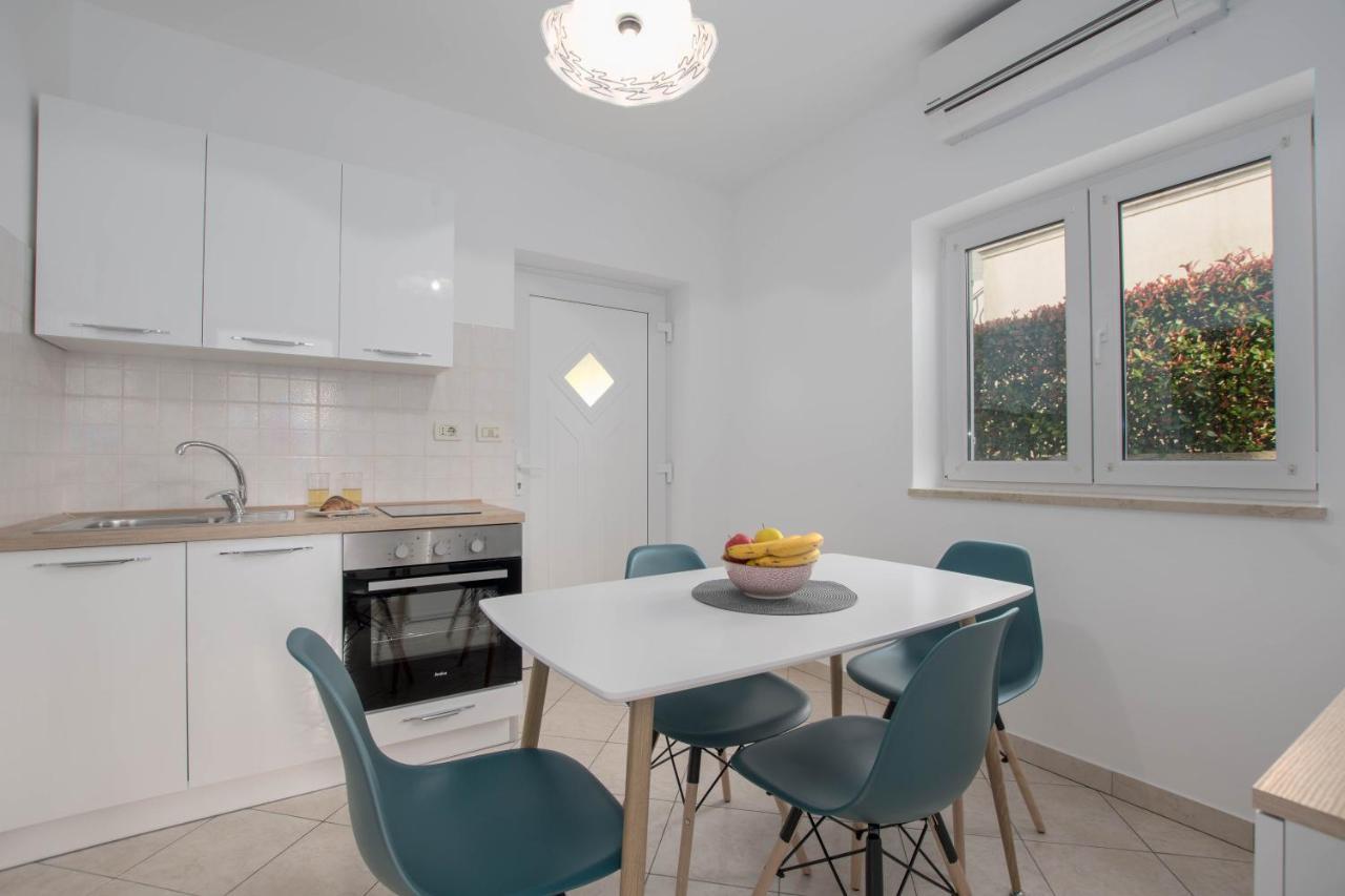Apartment Lucija, Stinjan Pula Ngoại thất bức ảnh